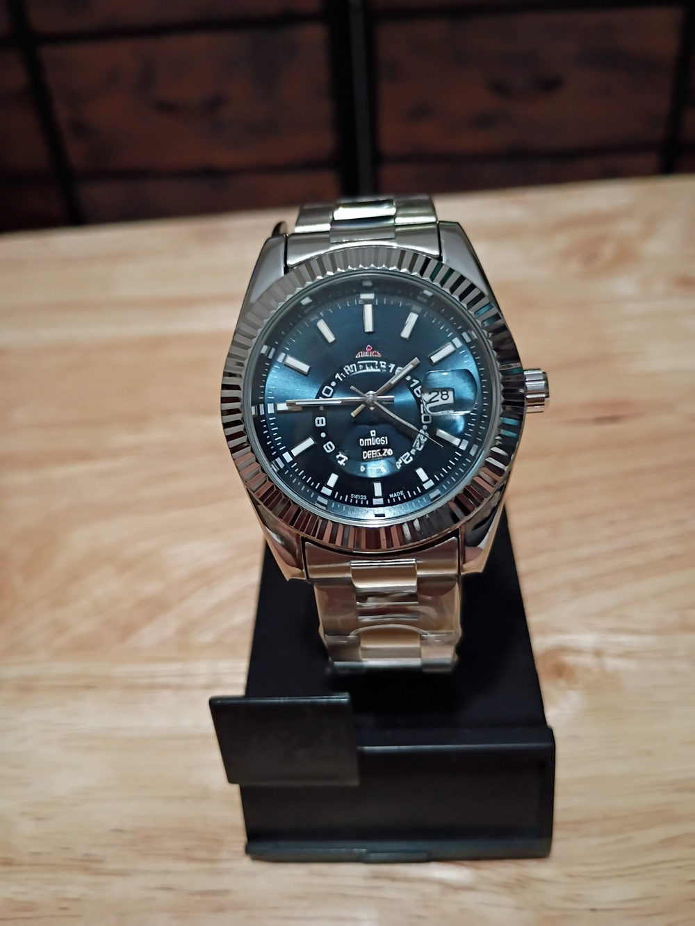 Stainless Steel Men's Wristwatch with Blue Dial
